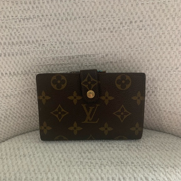 Louis Vuitton Handbags - Louis Vuitton Brown Monogram Wallet
